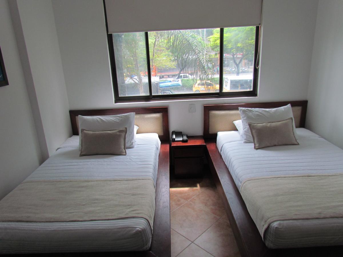 Hotel Plaza Mayor Medellín Exteriör bild