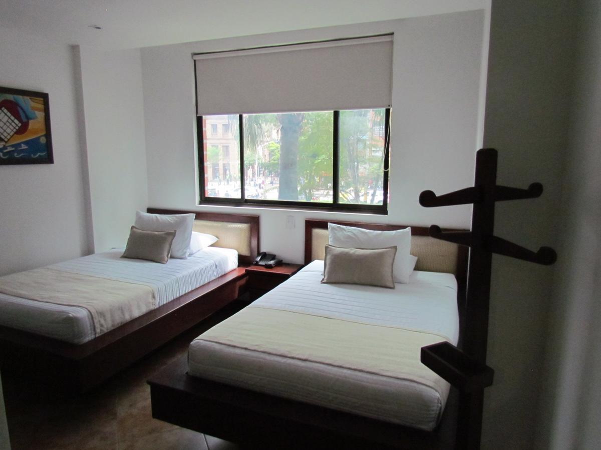 Hotel Plaza Mayor Medellín Exteriör bild